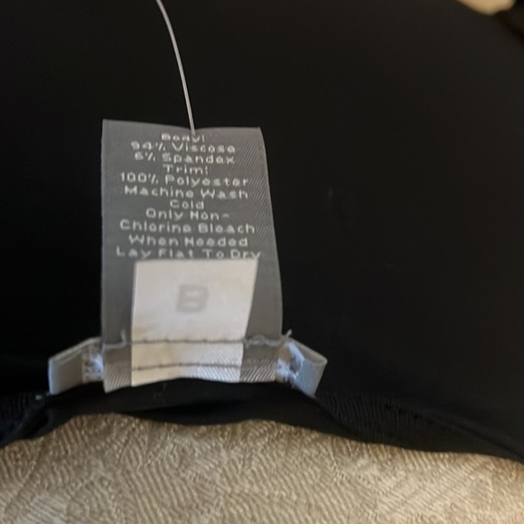 NWT Ann Taylor Sleeveless Top with Chiffon Trim - Picture 5 of 5